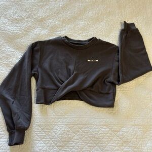 Astonishing Power Long Sleeve Gray Crop Top. Size Small